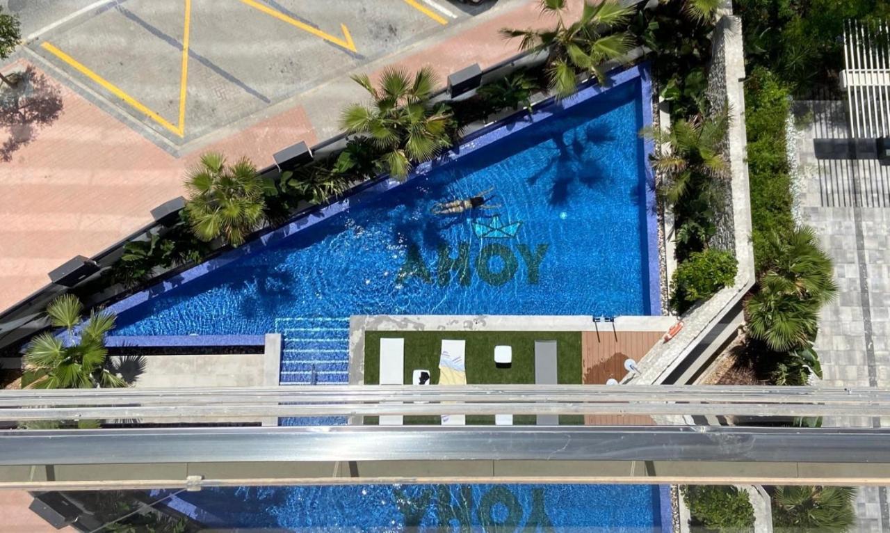 Ahoy Apartments Ел Кампело Екстериор снимка