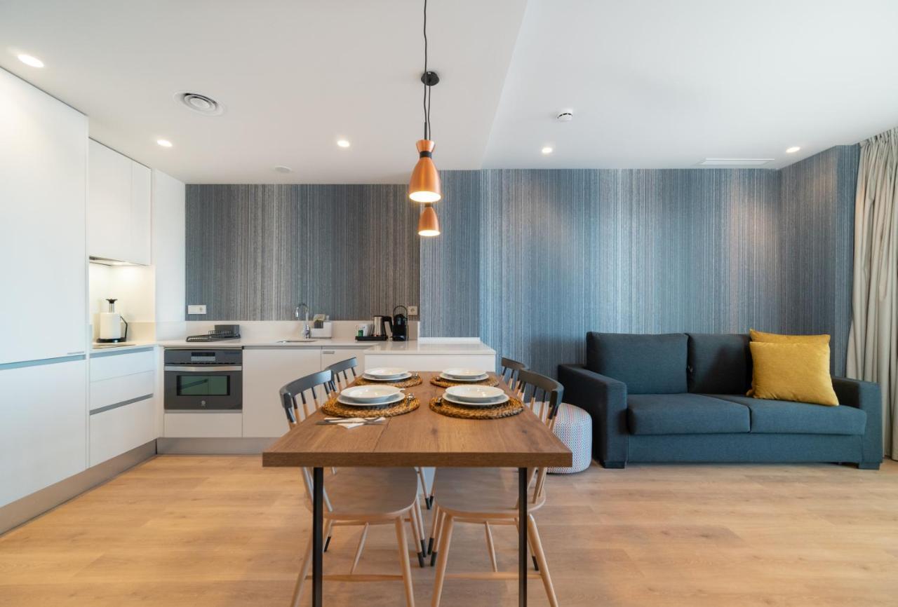 Ahoy Apartments Ел Кампело Екстериор снимка