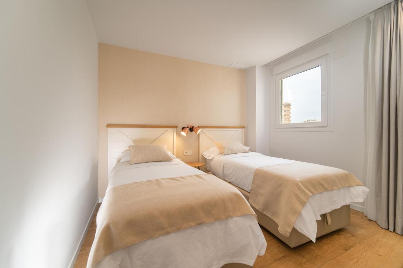 Ahoy Apartments Ел Кампело Екстериор снимка
