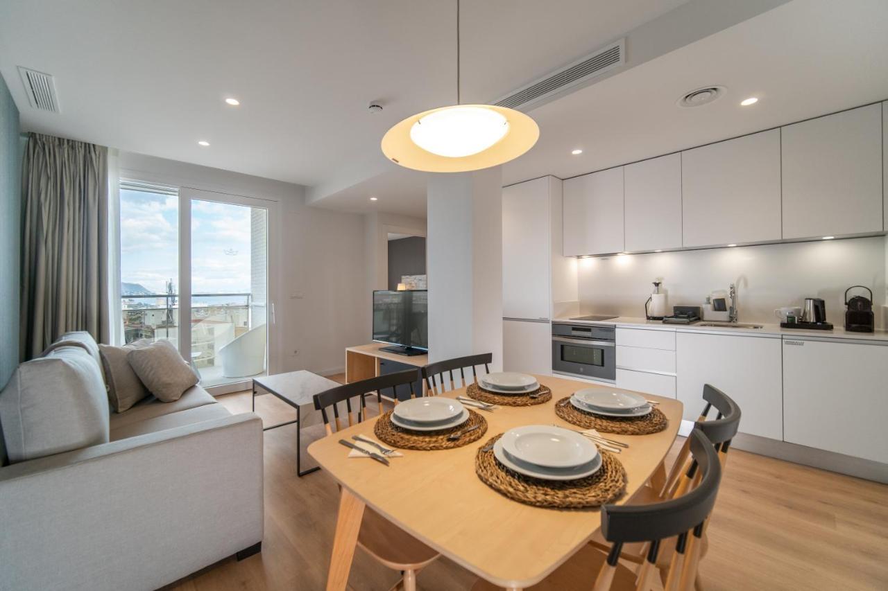 Ahoy Apartments Ел Кампело Екстериор снимка